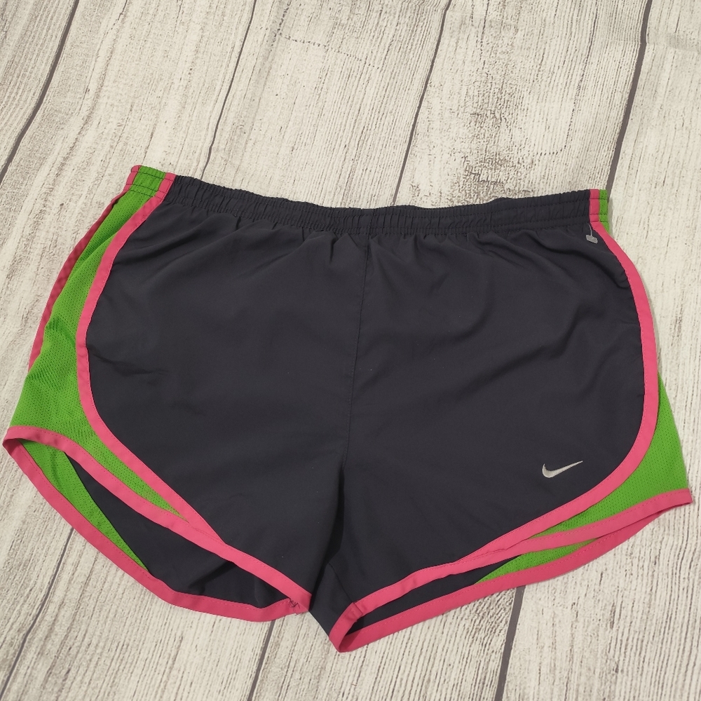 Nike Dri-Fit Tempo Shorts Size S